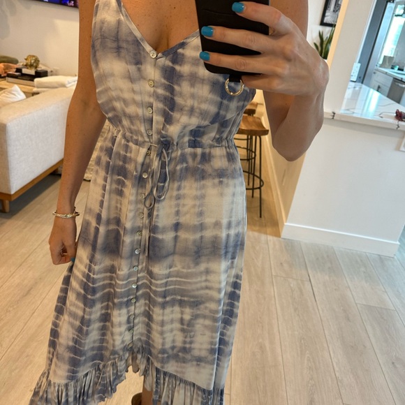 Rails Blue and white shibori silk dress. - Picture 3 of 3